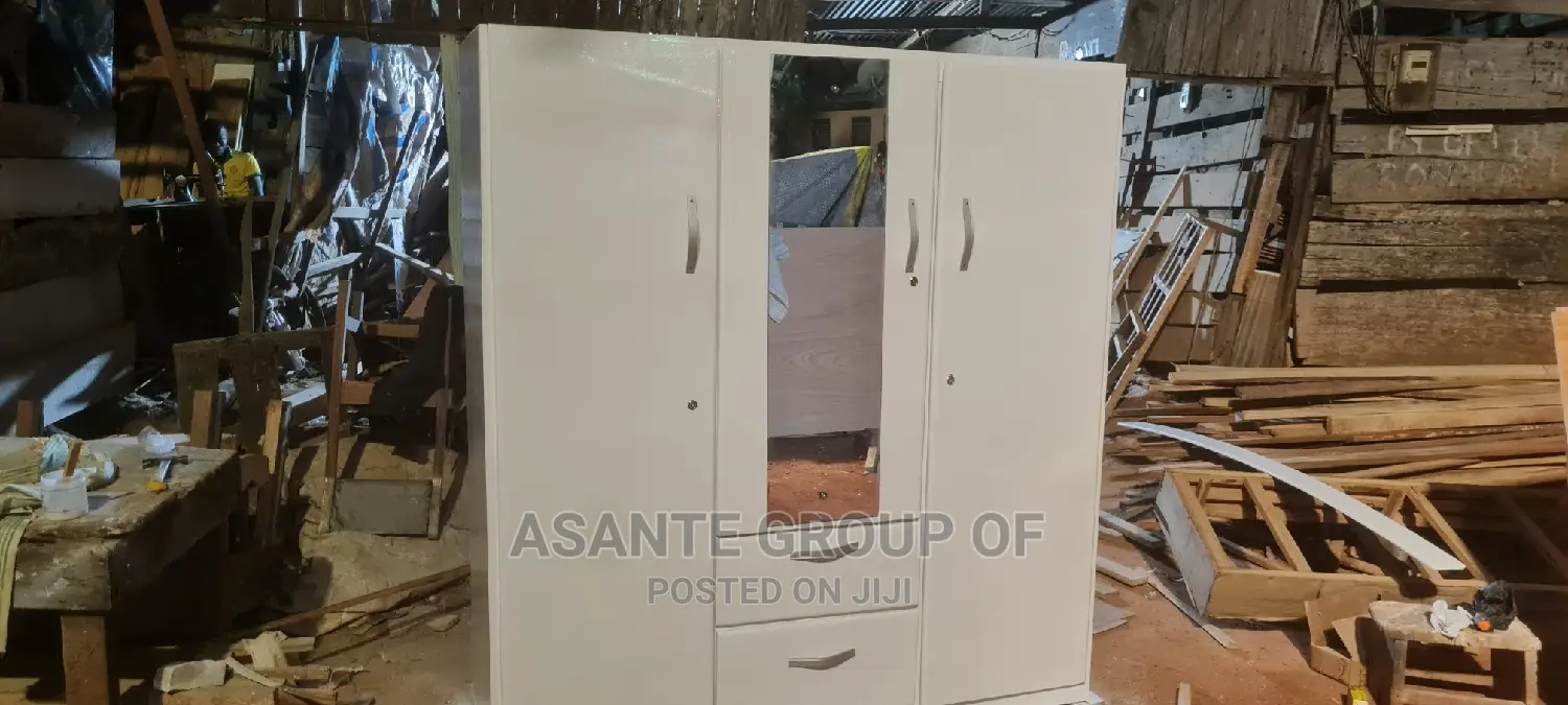 Quality and Affordable Modern Waldrobe