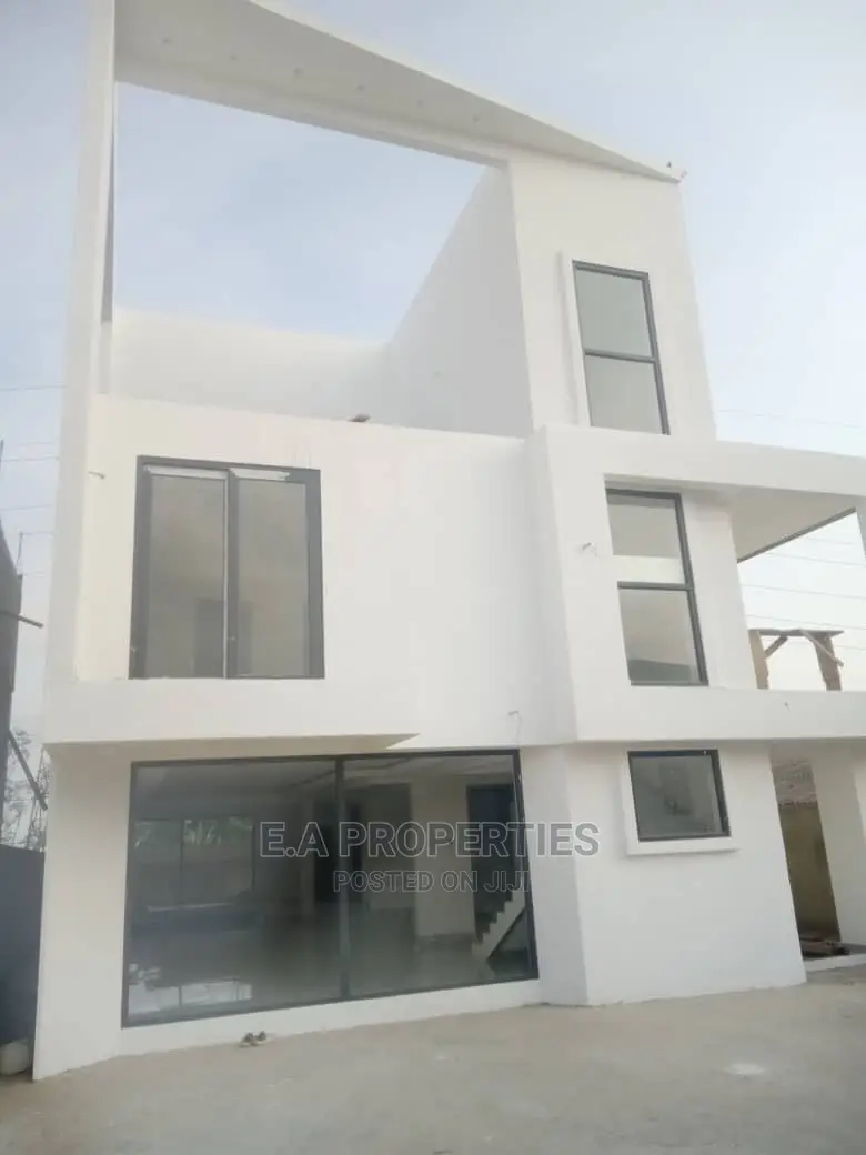 4bdrm House in E a Properties, Ability for Sale