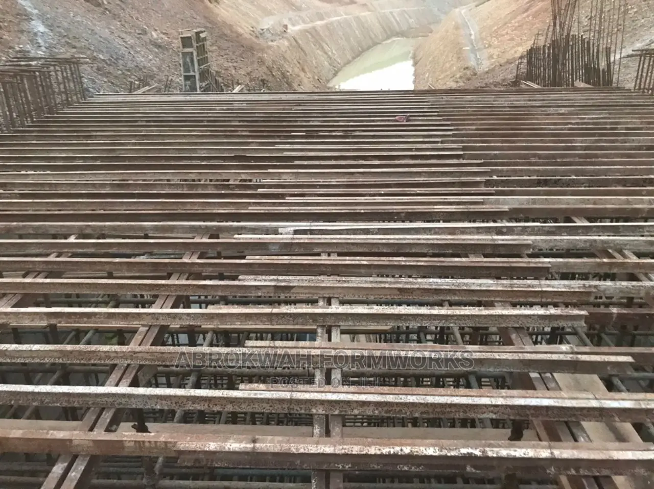 Formworks/Slabs/Decking/Pillars/Colums/Scaff/Concrete/Rods