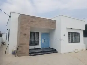 3bdrm House in Suadom Properties, Baatsona Total for sale