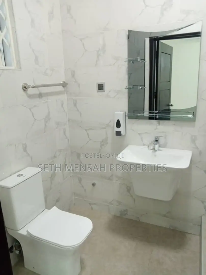 4bdrm House in 4 Bedroom House for for Sale