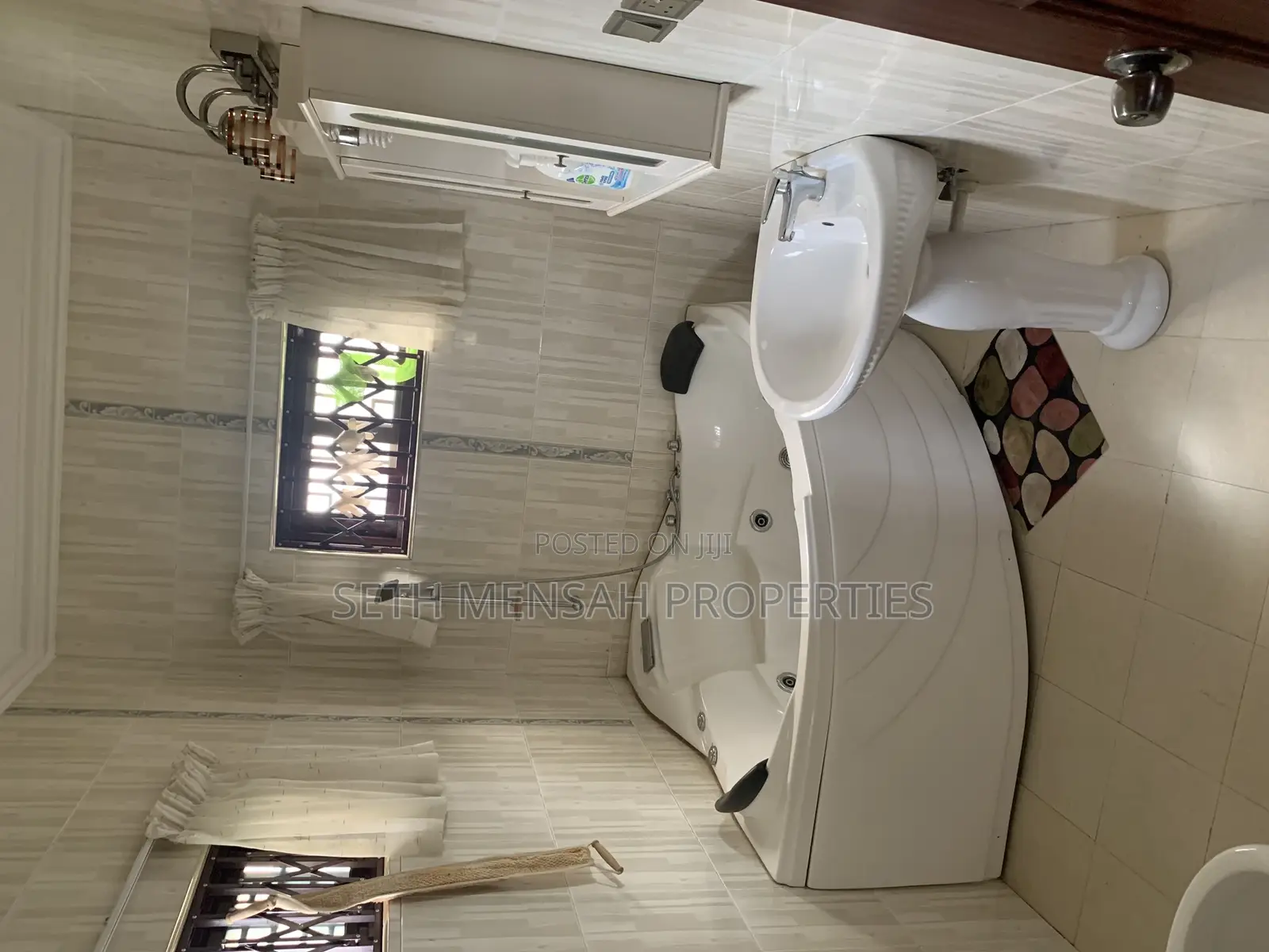 4bdrm House in 4 Bedroom House for for Sale