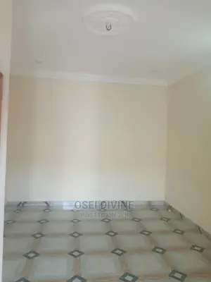 1yr Exe Chamber and Hall S/C Dansoman