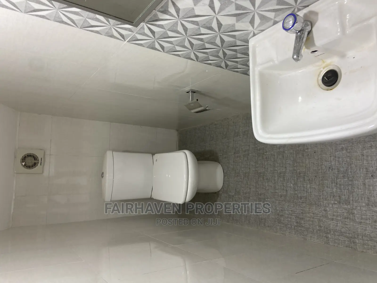 3bdrm Townhouse/Terrace in East Legon Hills for Rent