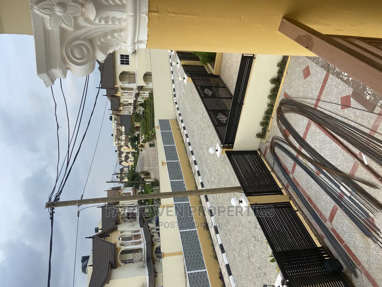 3bdrm Townhouse/Terrace in East Legon Hills for Rent