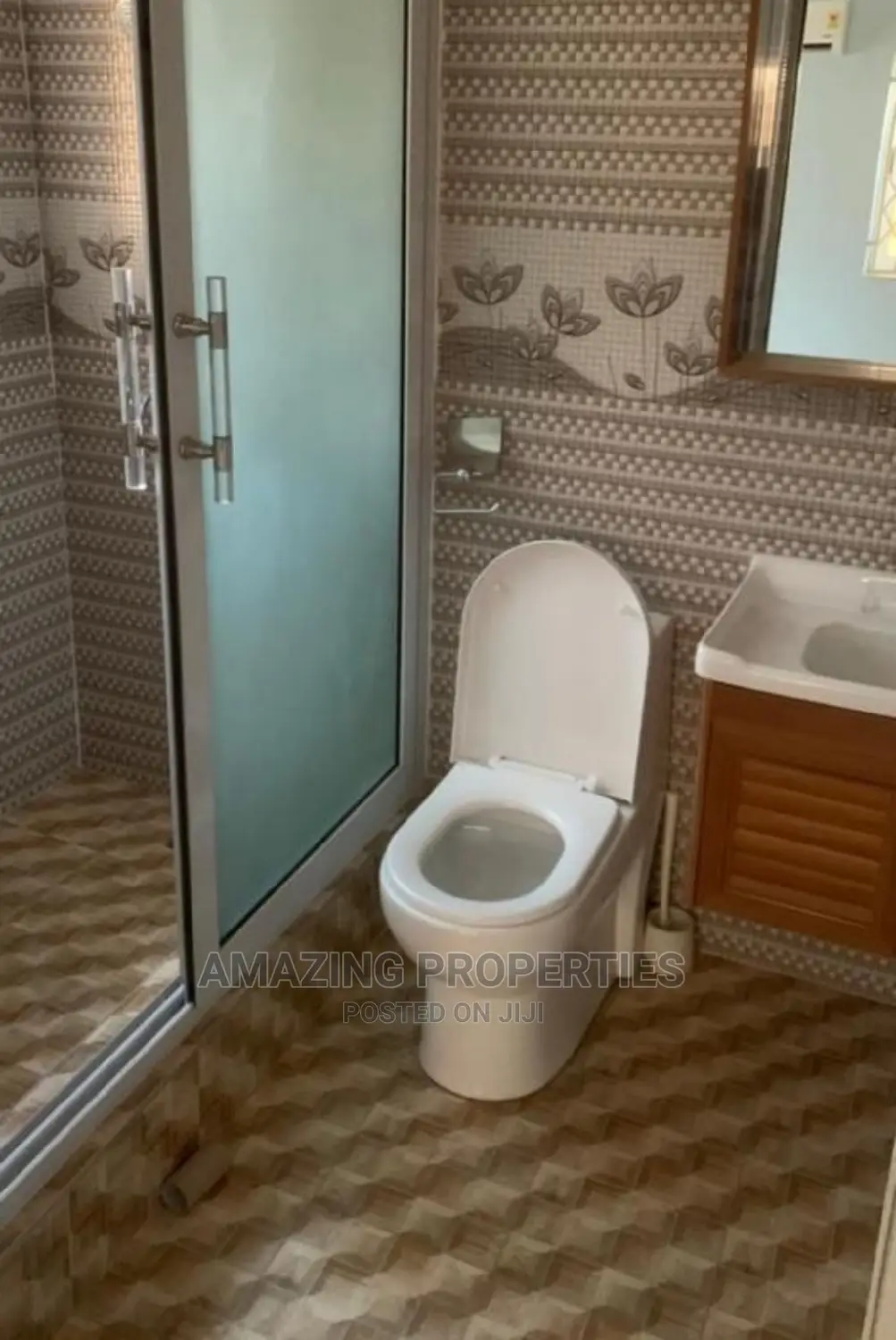 4bdrm House in East Legon for Rent
