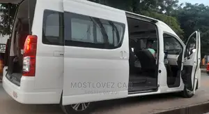 Minivans for Rent for Short or Long Term Rentals in Ghana