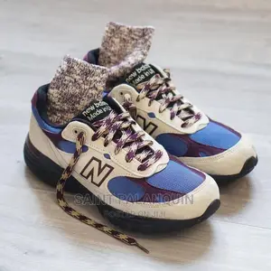 New Balance Sneaker