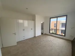 3bdrm House in Testimonial Building, East Legon for Rent