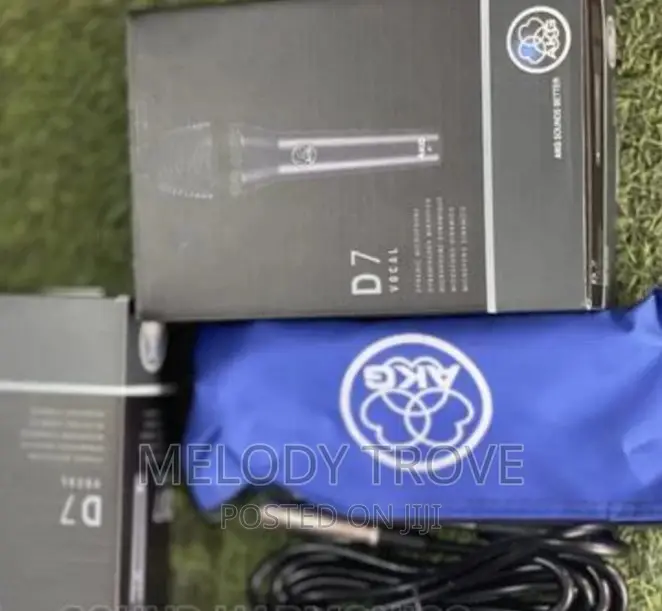 Akg PRO Audio D7 Reference Dynamic Vocal Cord Microphone