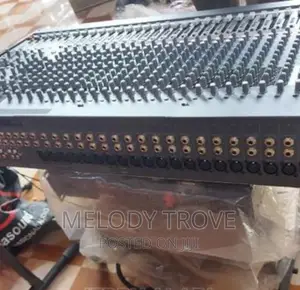 Yamaha Mg32 32-Channel Raw Mixer