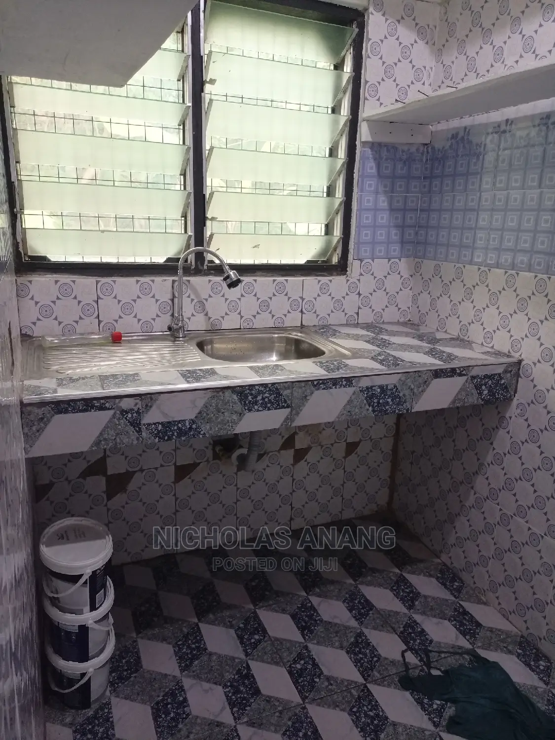 1bdrm House in The Dorns Properties, New Town for rent