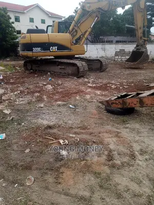 Foreign Used 320cl Excavator for Rent