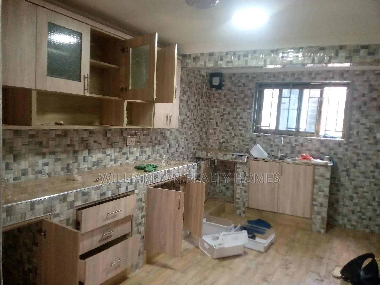 4bdrm House in M.F. Estate, Spintex for rent