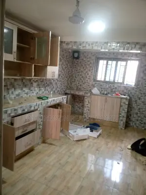 4bdrm House in M.F. Estate, Spintex for rent