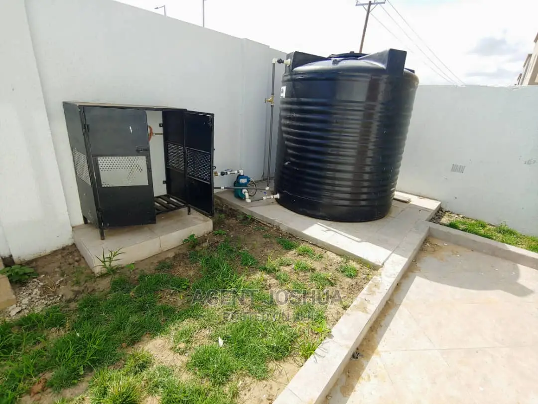 4bdrm House in Manet Court Estate, Airport Residential Area for rent