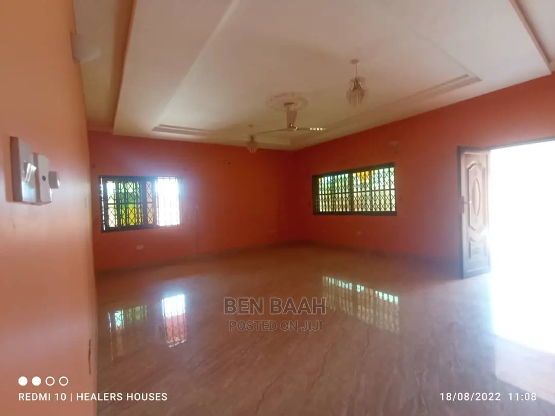 5bdrm House in Ben Properties, Haatso for rent