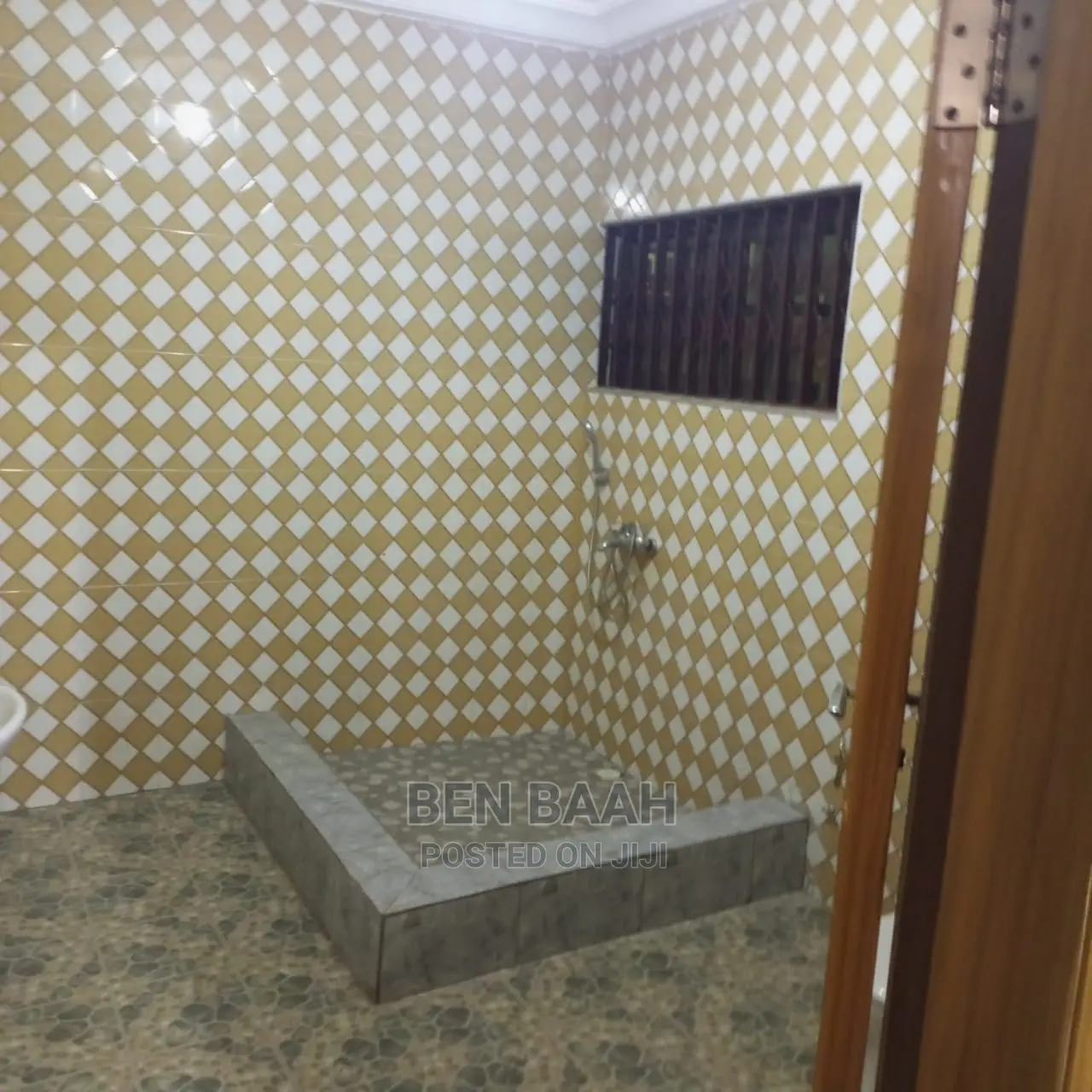 5bdrm House in Ben Properties, Haatso for rent