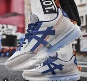Adidas Sneaker