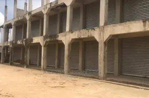 22 Shops for Sale at West Hills Mall Area