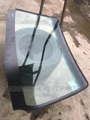 Toyota Hilux 2018,2019,2020 Windscreen