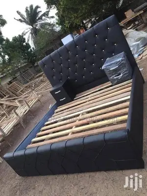 King Size Bed Frame And Two Sides Drowar