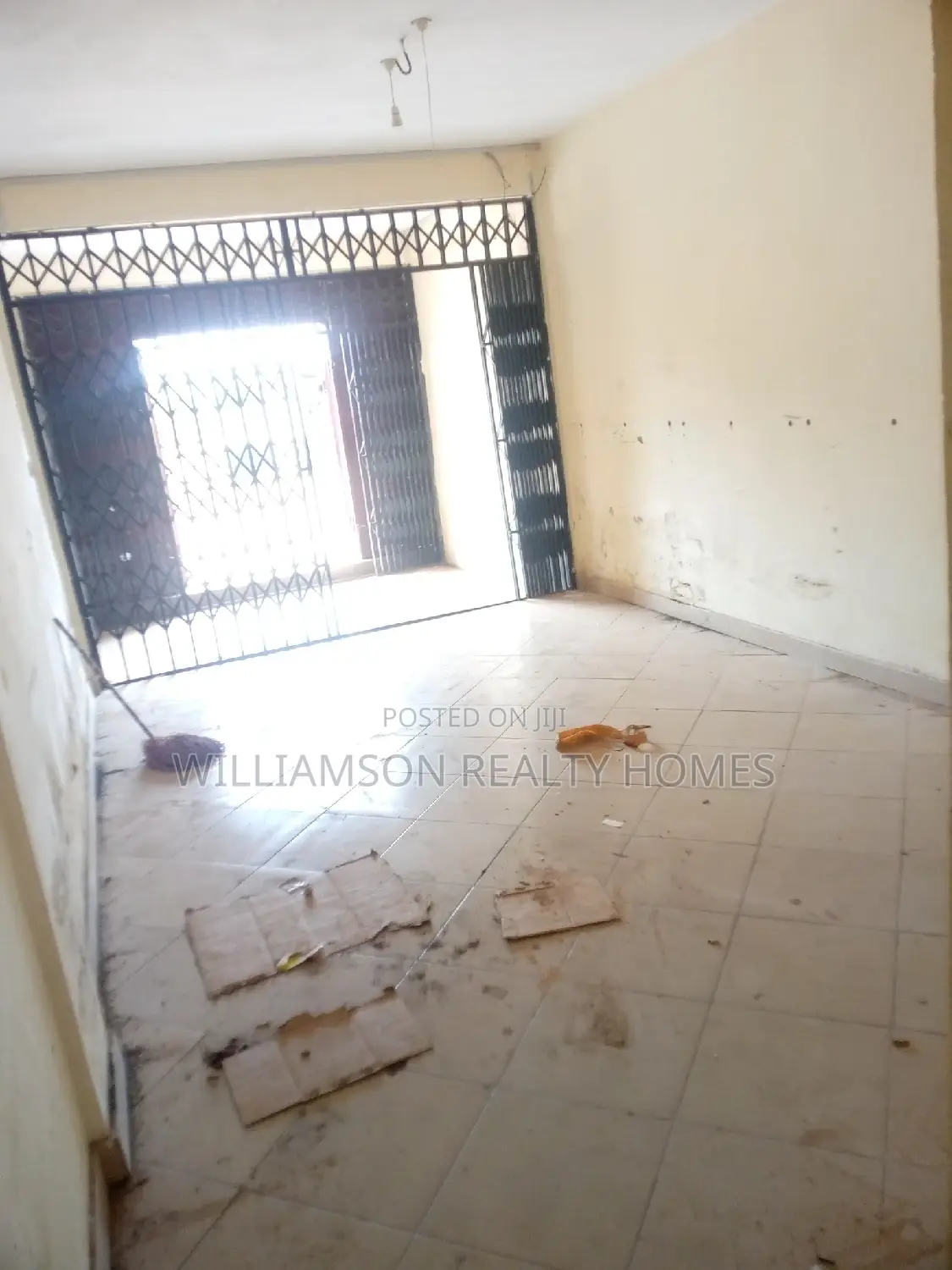 Business Spacious Shop/Store/Office Space For Rent