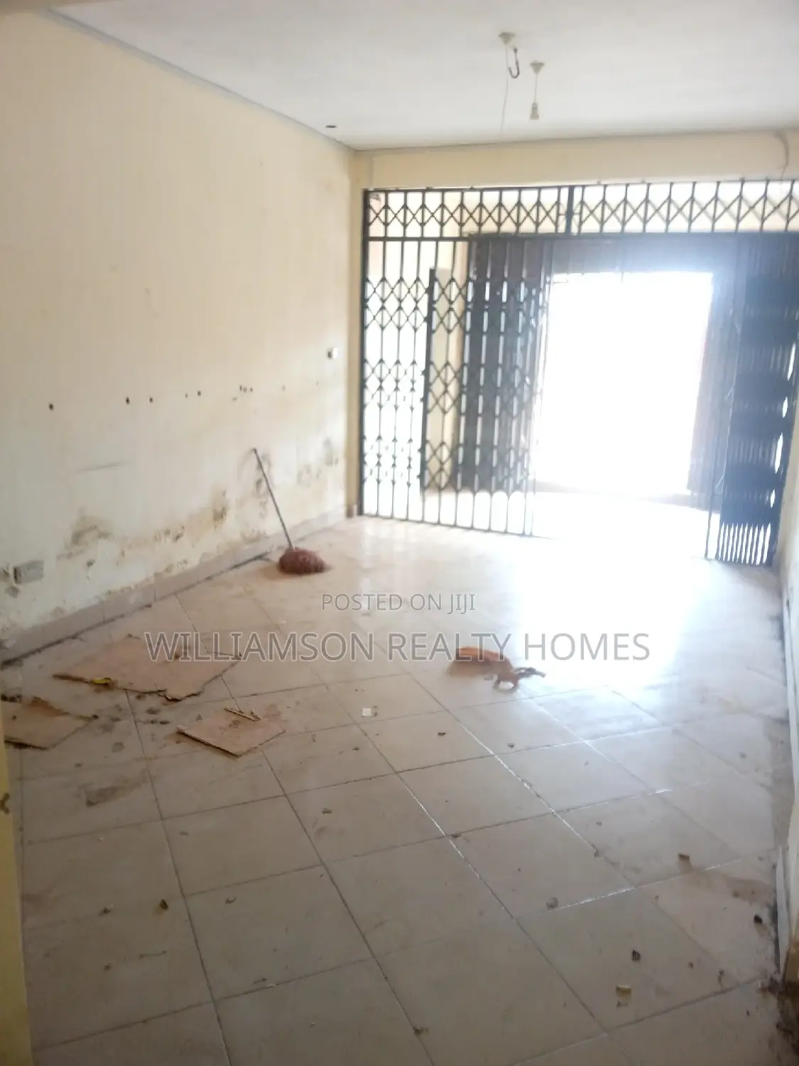 Business Spacious Shop/Store/Office Space For Rent