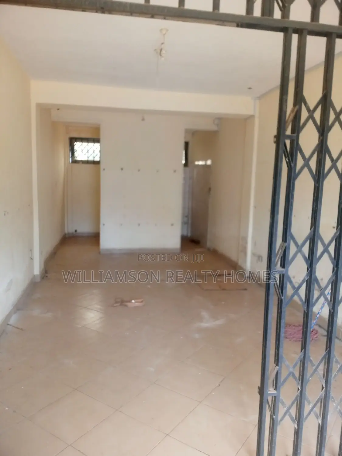 Business Spacious Shop/Store/Office Space For Rent