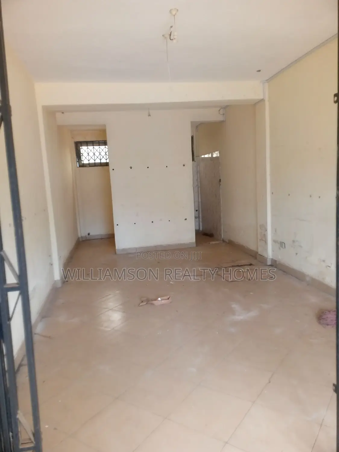 Business Spacious Shop/Store/Office Space For Rent