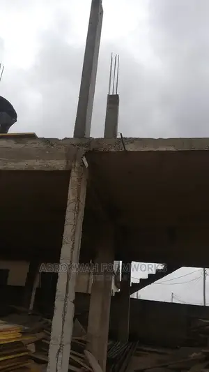 Pillars/Adjustable Moulds/Coulmns/Yellowboard/Formwork