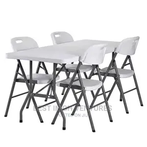 Visitors White Foldable Chairs