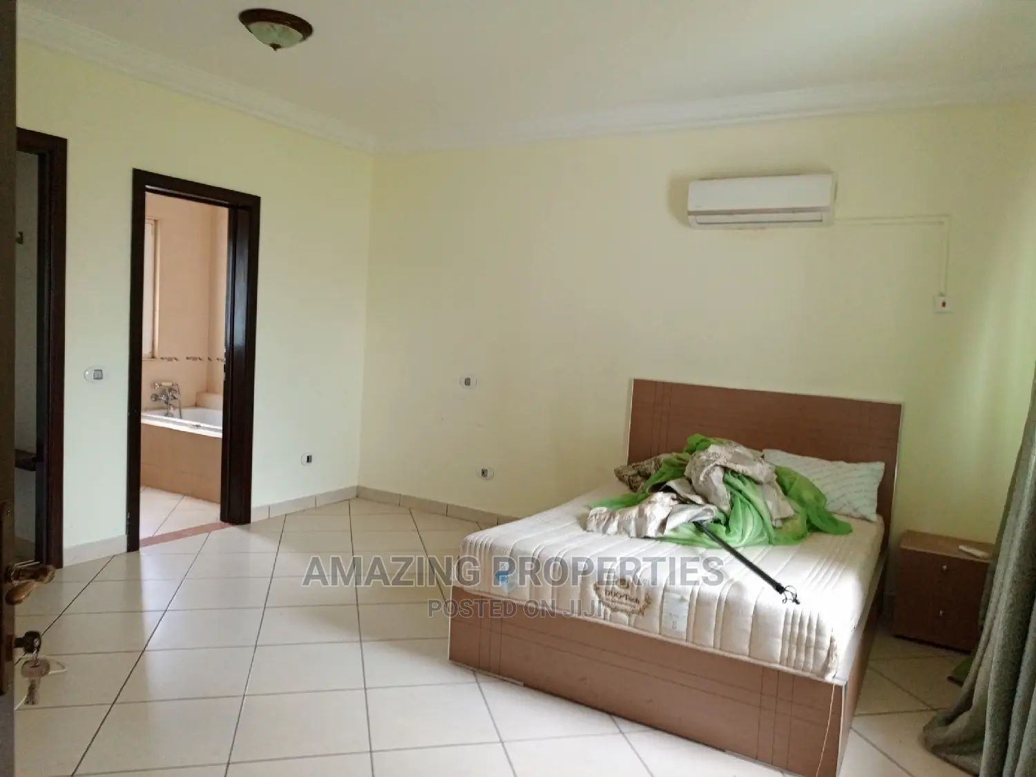 5bdrm House in Amazing Properties, East Legon for sale