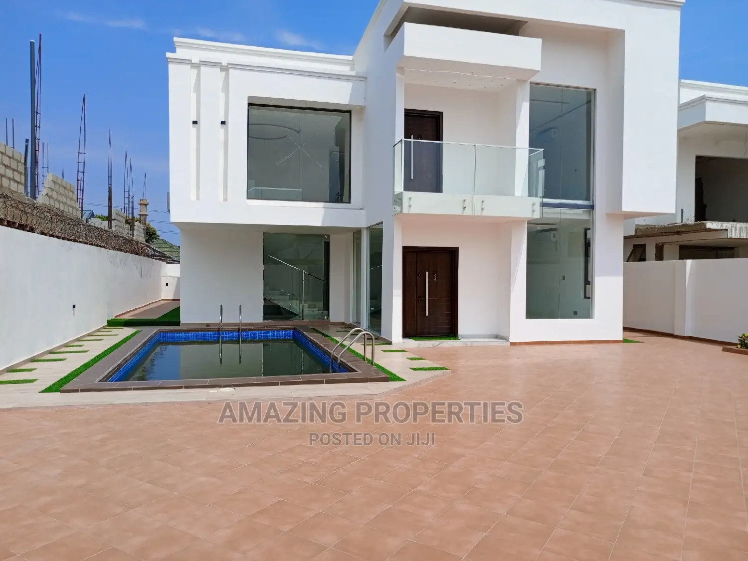 4bdrm House in East Legon, Spintex for Sale