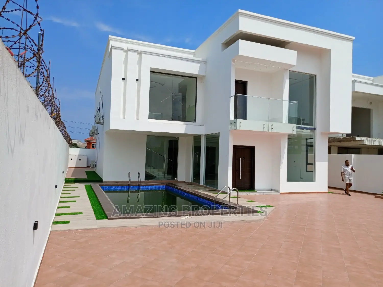 4bdrm House in East Legon, Spintex for Sale