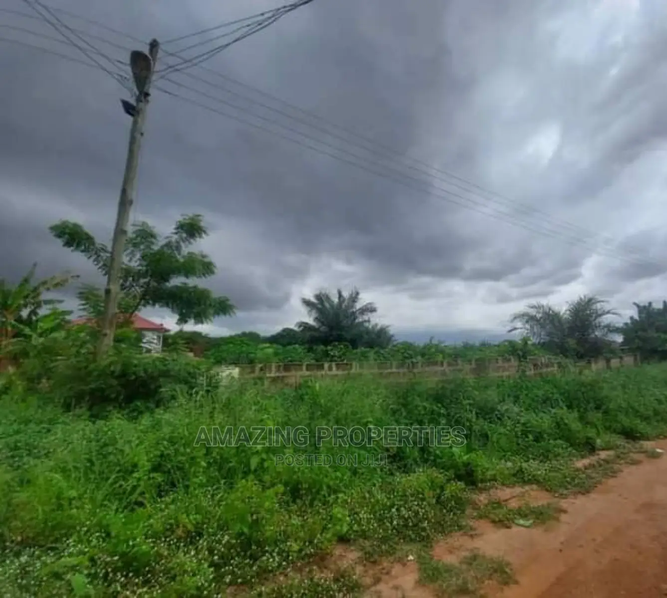 1 Acre Titled Land at Adjirigarnor(Islamic University)