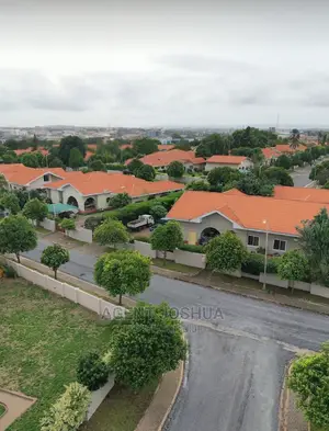 3bdrm House in Regimanuel Estate for rent