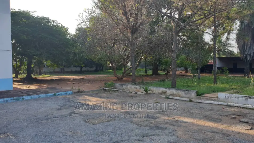 6 Plots of Land at Airport City.