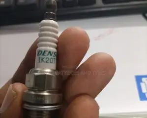 Denso Ik20tt 4702 Iridium Spark Plugs
