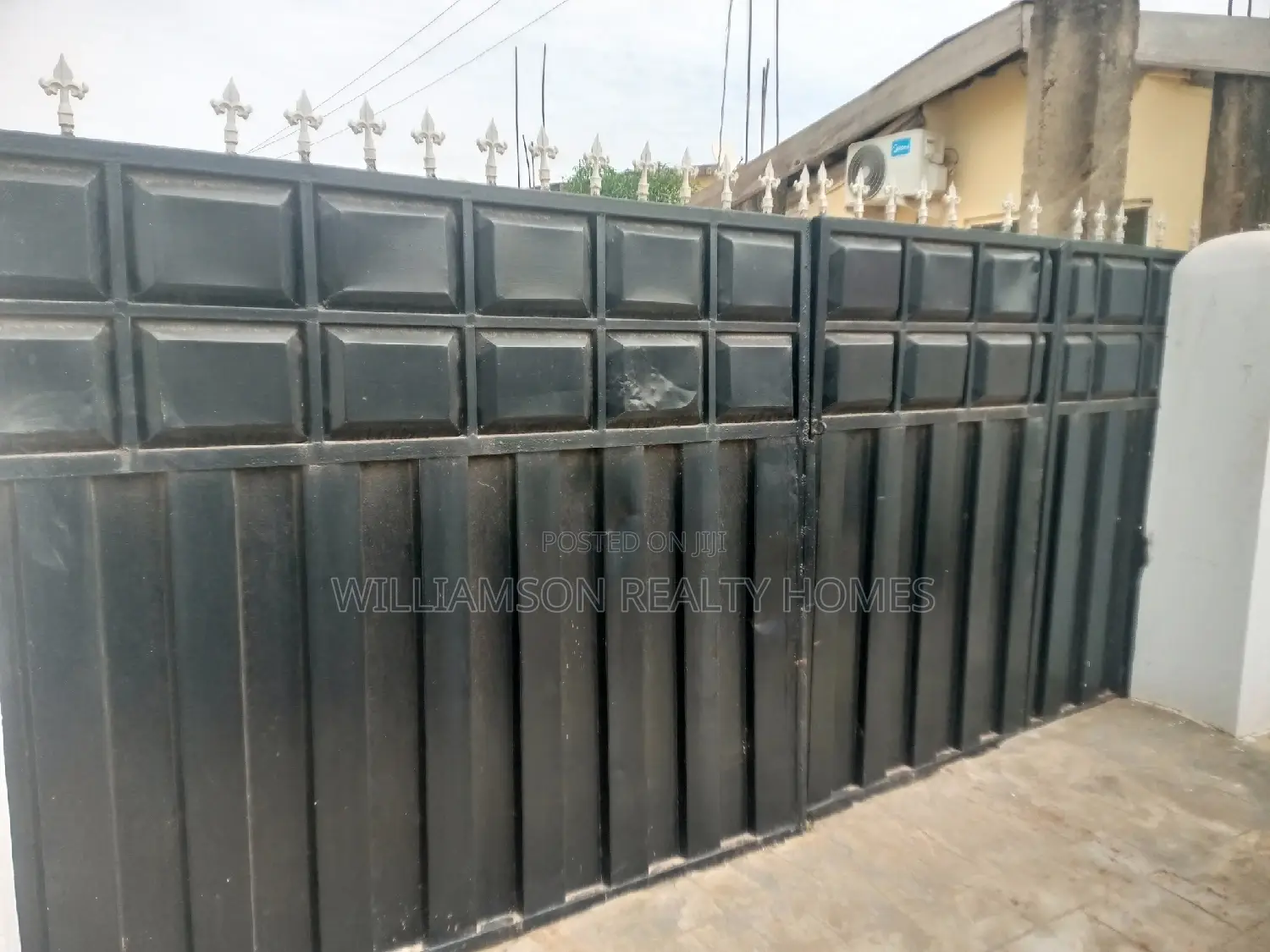 1bdrm Apartment in Community 18 Area, Spintex for rent