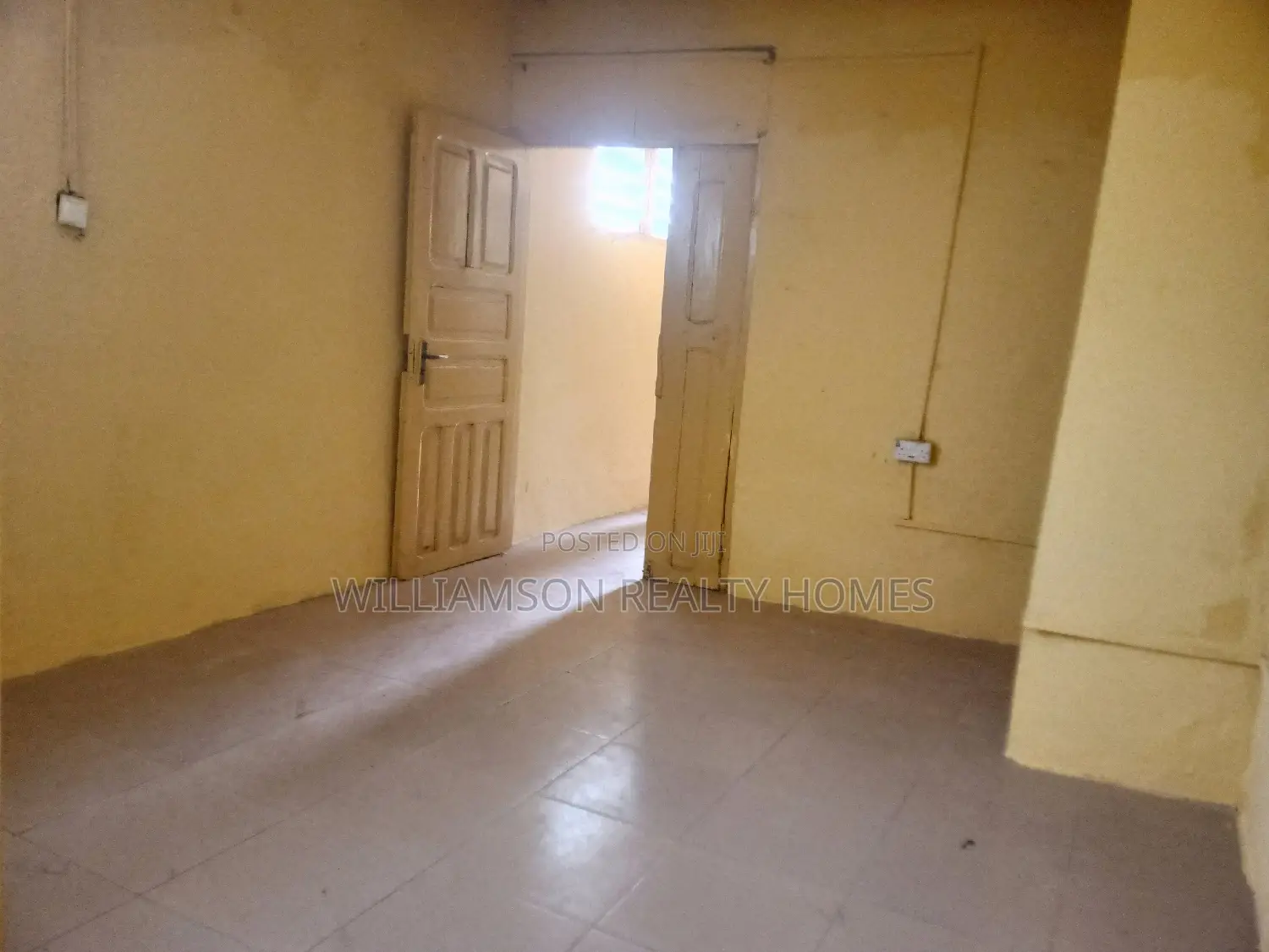 1bdrm Apartment in Community 18 Area, Spintex for rent