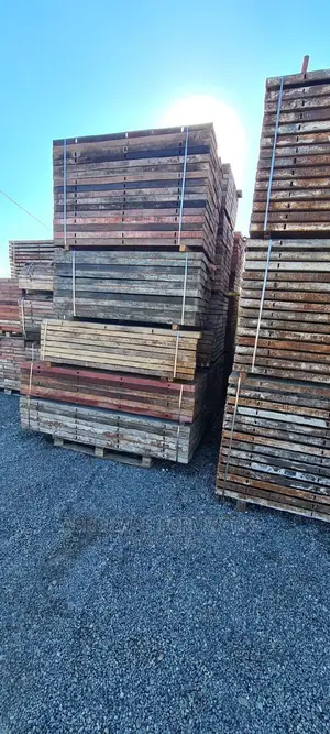 Slabs/Decking/Metals/Wood/Props/Plywood/Scaffold/Accra/Ghana