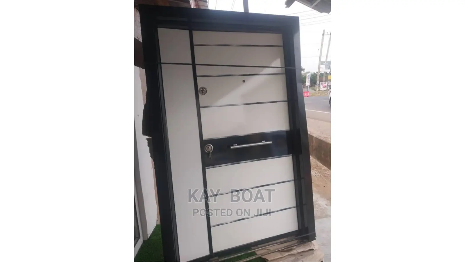 Metal Inner White Door Available