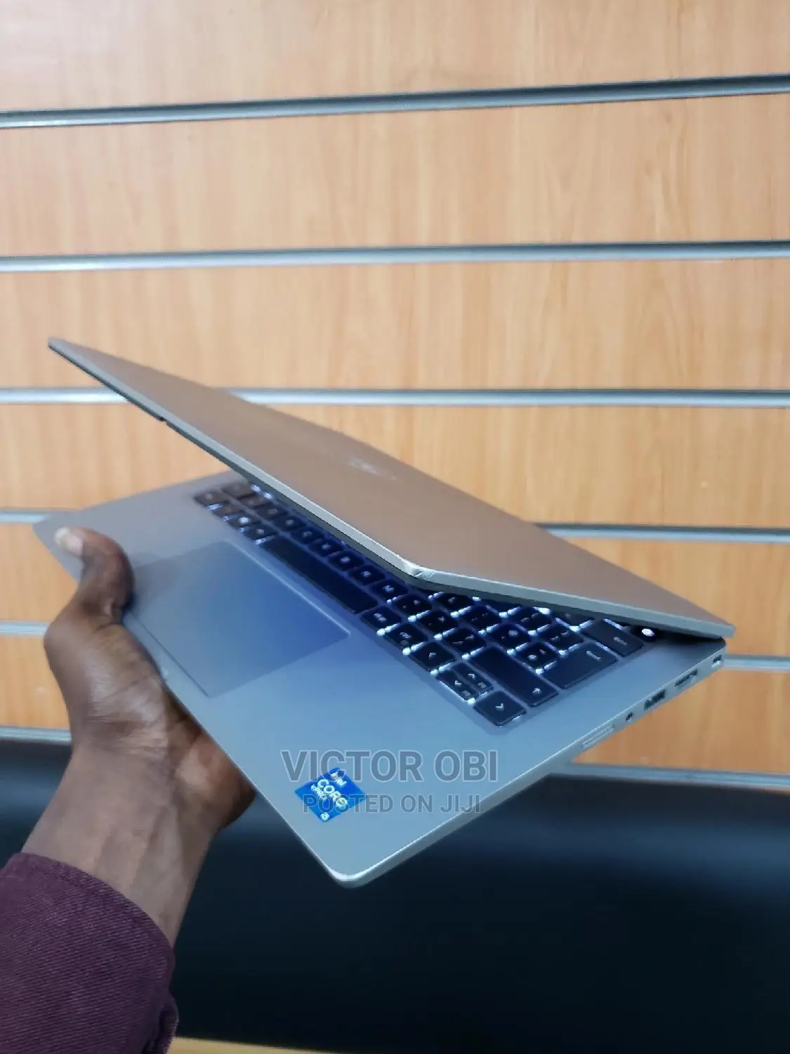 Laptop Dell Latitude 5320 16GB Intel Core I5 SSD 256GB