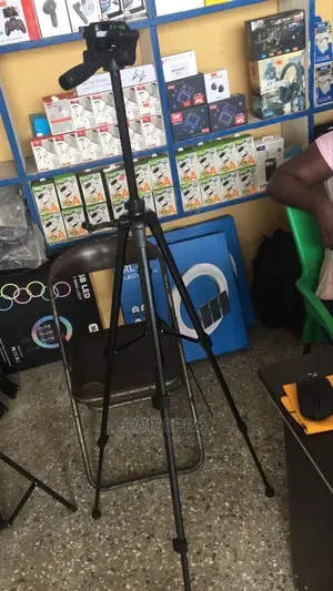 Tripod Stand for Phones
