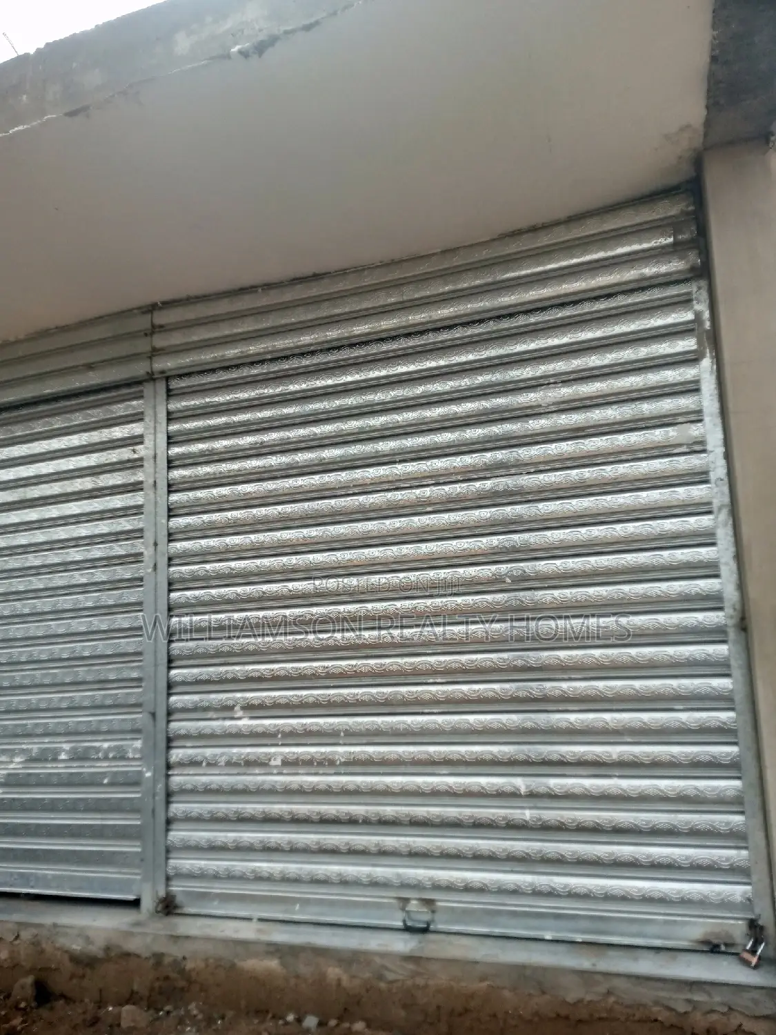 Spacious Business Shop/Store/Office Space