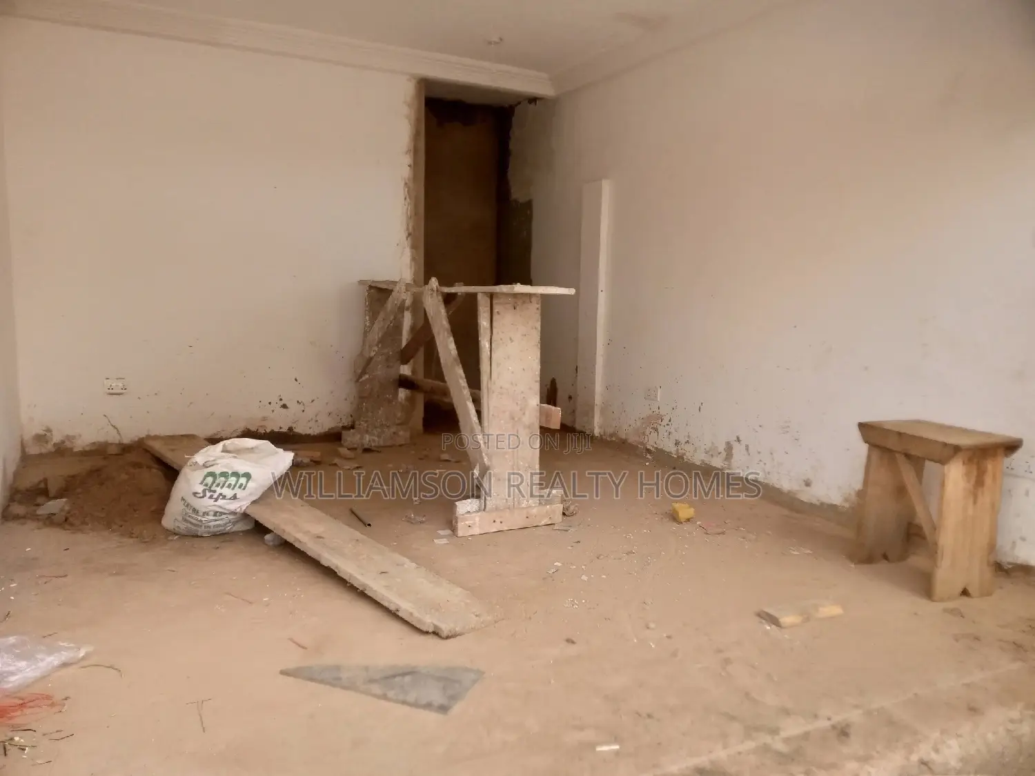 Spacious Business Shop/Store/Office Space