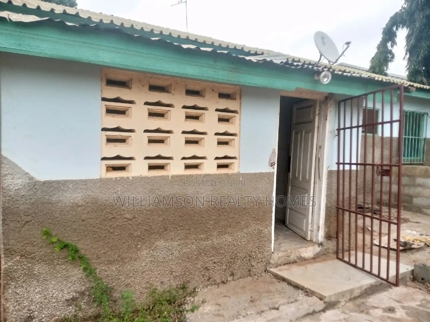 1bdrm Apartment in Kotobabi Main Road, Spintex for rent