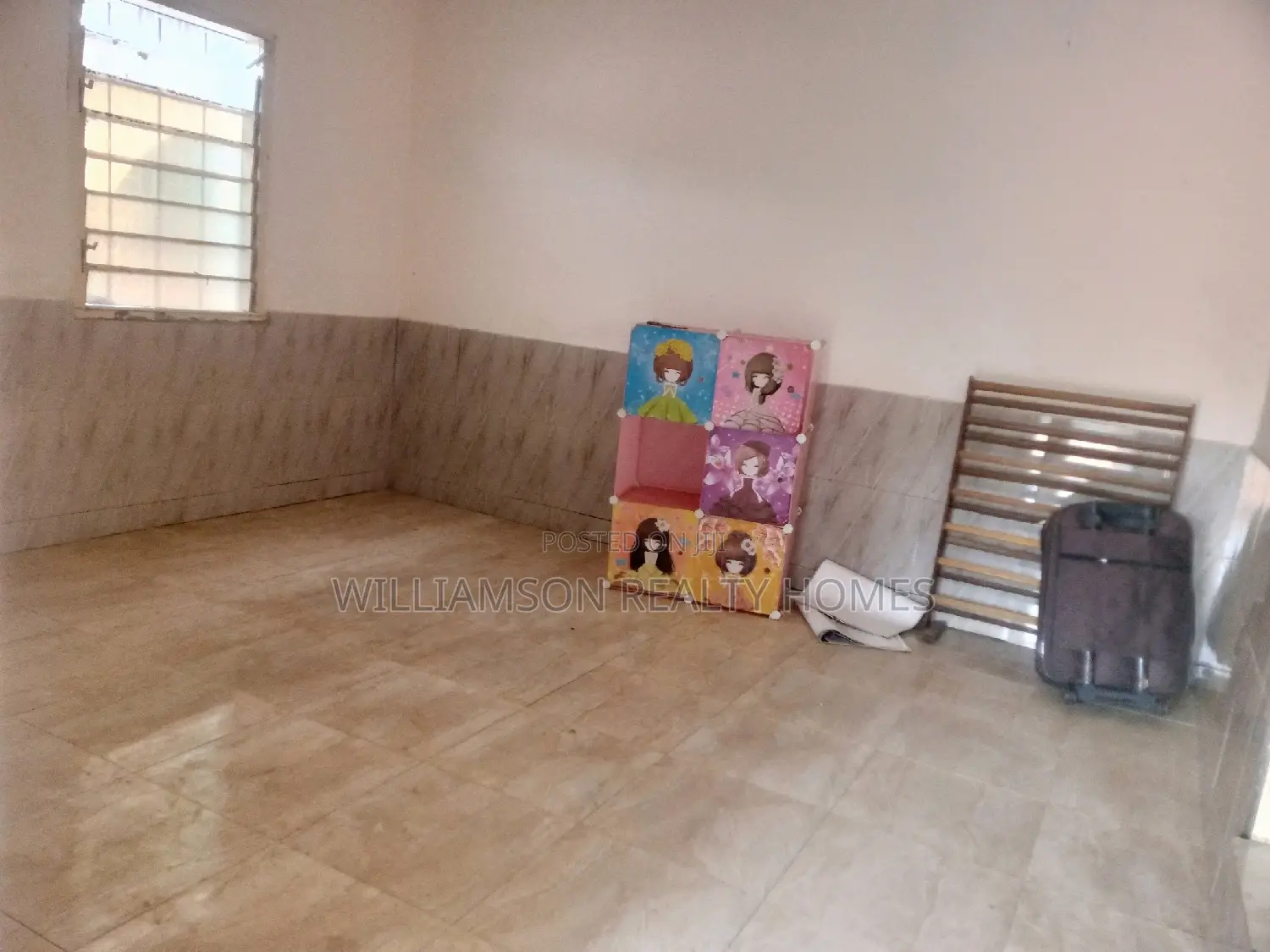 1bdrm Apartment in Kotobabi Main Road, Spintex for rent