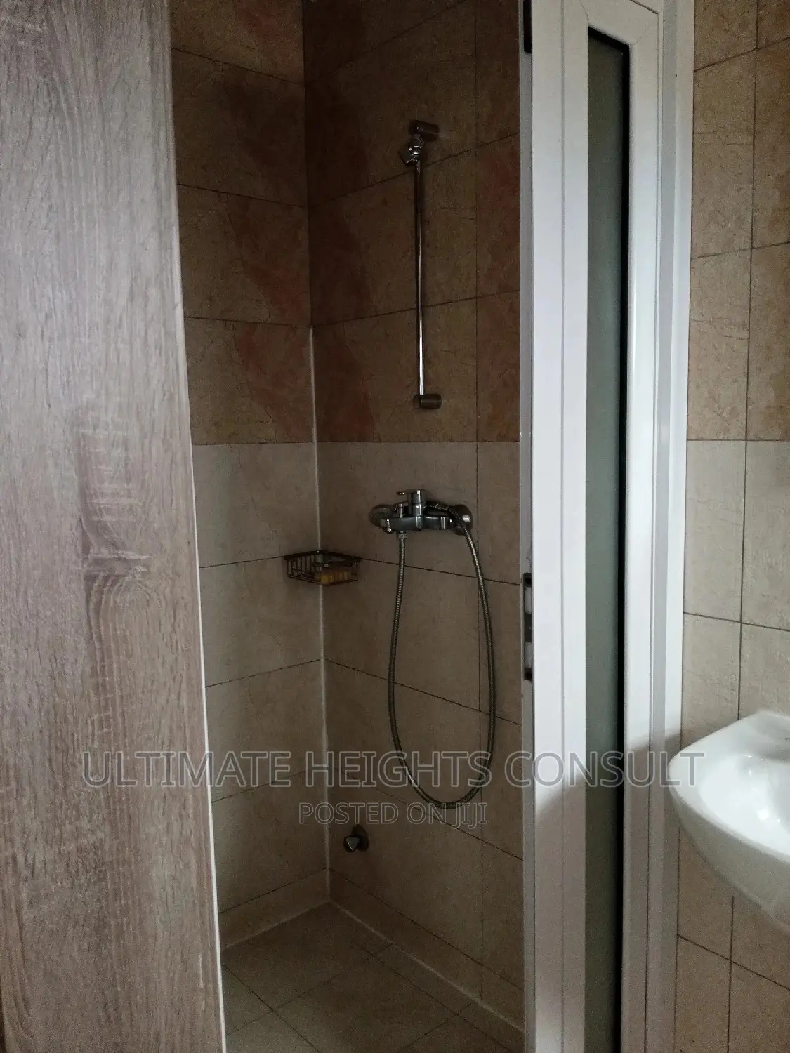Furnished 2bdrm Apartment in Osu for rent